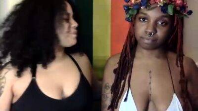 Black MILF with BIG boobs dancing and teasing - drtuber.com