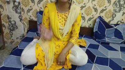 Di - Desi Indian Step Mom Ne Apne Hundreds Bete Ka Lund Chuss Ur Aapne Chuche Dikhaye Behisaab Gandi Galiyaa Di Itne Main Step Dad Aa - hclips.com - India