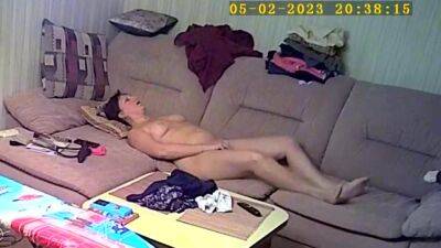 Naked milf caught on hidden cam - voyeurhit.com