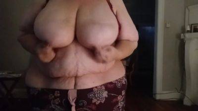 Sexy Bbw Milf Tease And Orgasm - upornia.com