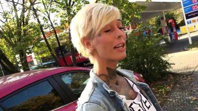 Inked public MILF rides sex date outdoor - drtuber.com