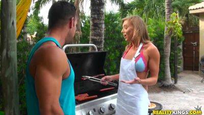 Johnny Castle - Milf On The Grill - RealityKings with Johnny Castle, Kate Linn - hotmovs.com